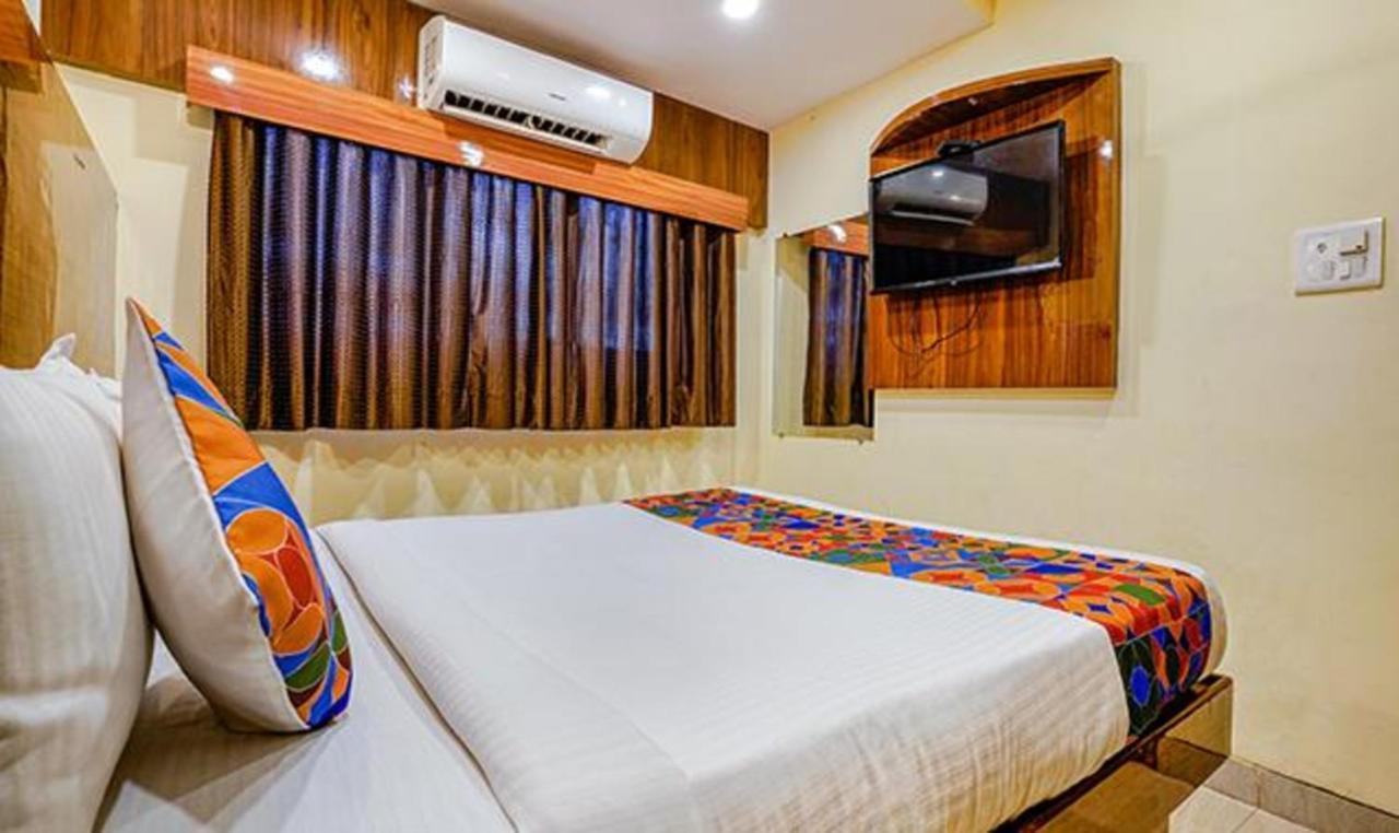Fabexpress Royal Park I Hotell Mumbai Exteriör bild