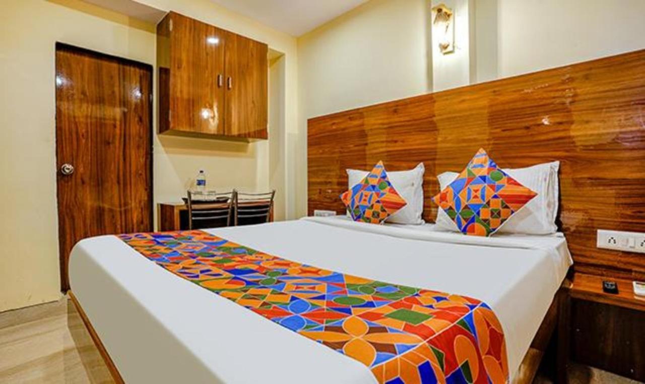 Fabexpress Royal Park I Hotell Mumbai Exteriör bild