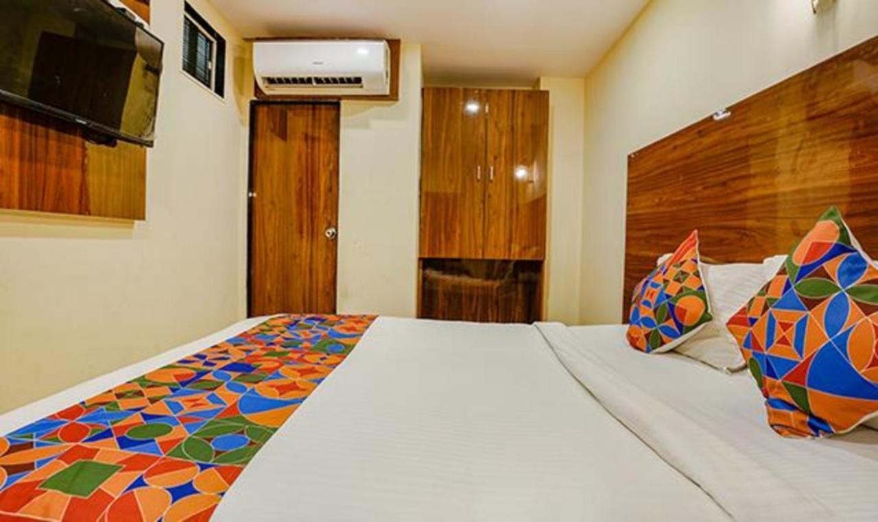 Fabexpress Royal Park I Hotell Mumbai Exteriör bild