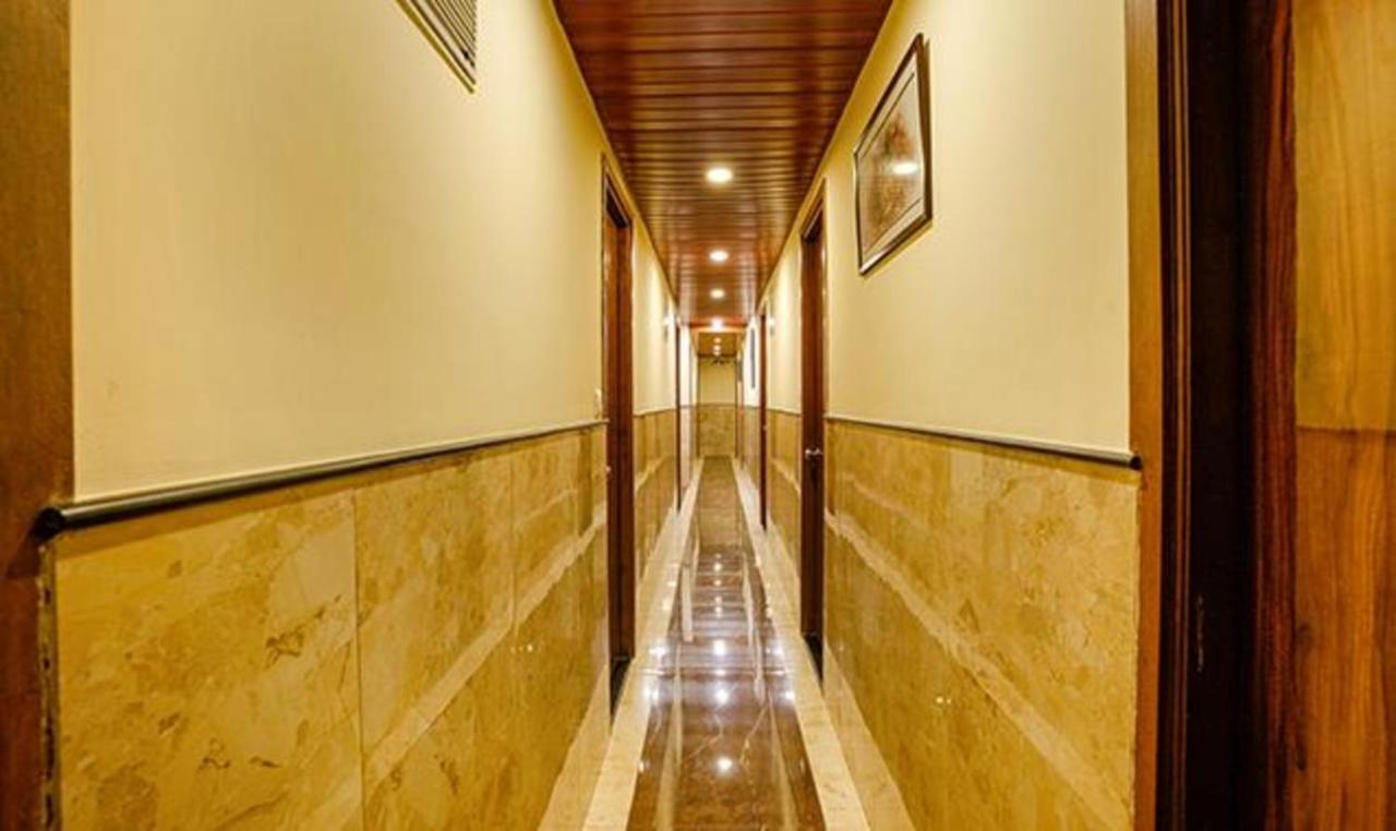 Fabexpress Royal Park I Hotell Mumbai Exteriör bild