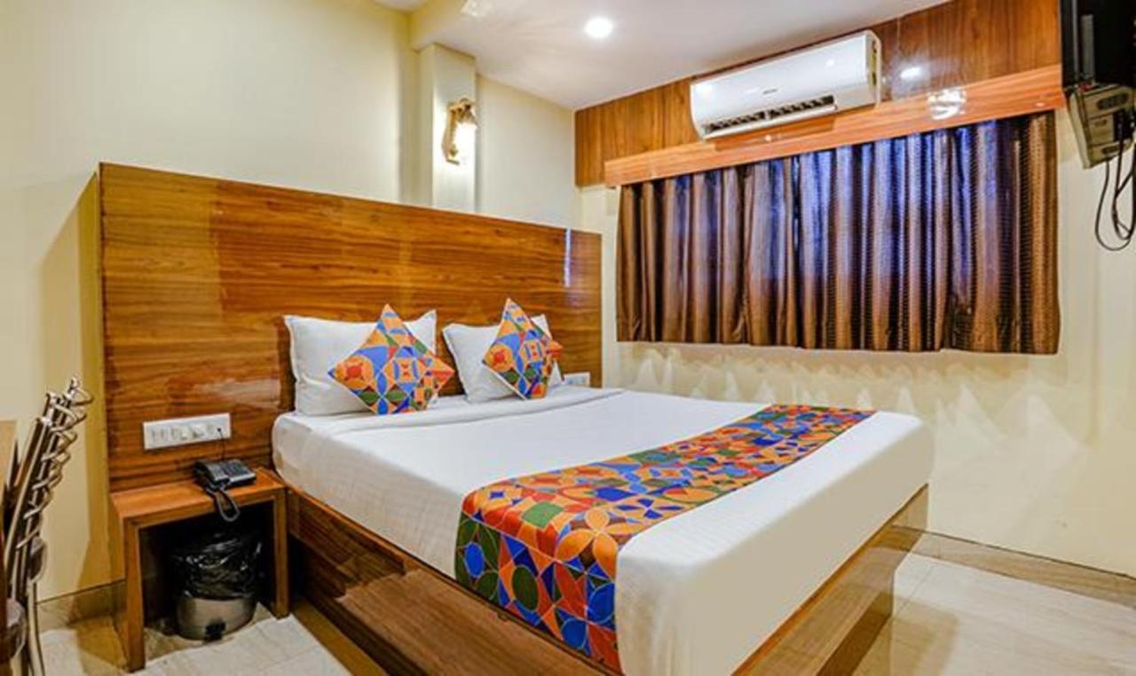 Fabexpress Royal Park I Hotell Mumbai Exteriör bild