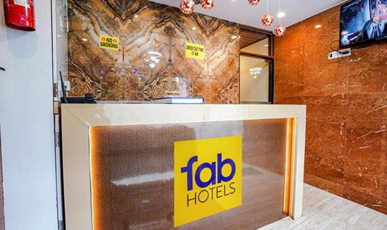 Fabexpress Royal Park I Hotell Mumbai Exteriör bild